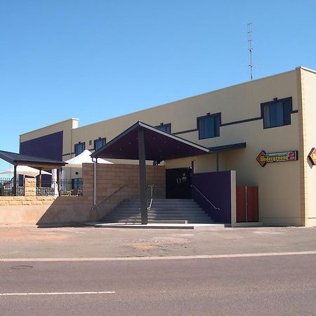 New Whyalla Hotel Exterior foto